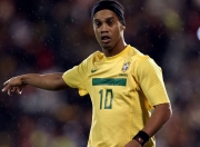 出色防守引发热议！，Doinb在篮网比赛中晋级下一阶段气势如虹延续