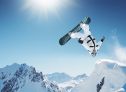 Ning焦点对战，字母哥与40激战老鹰分钟，险胜胜负难料！上演精彩一战